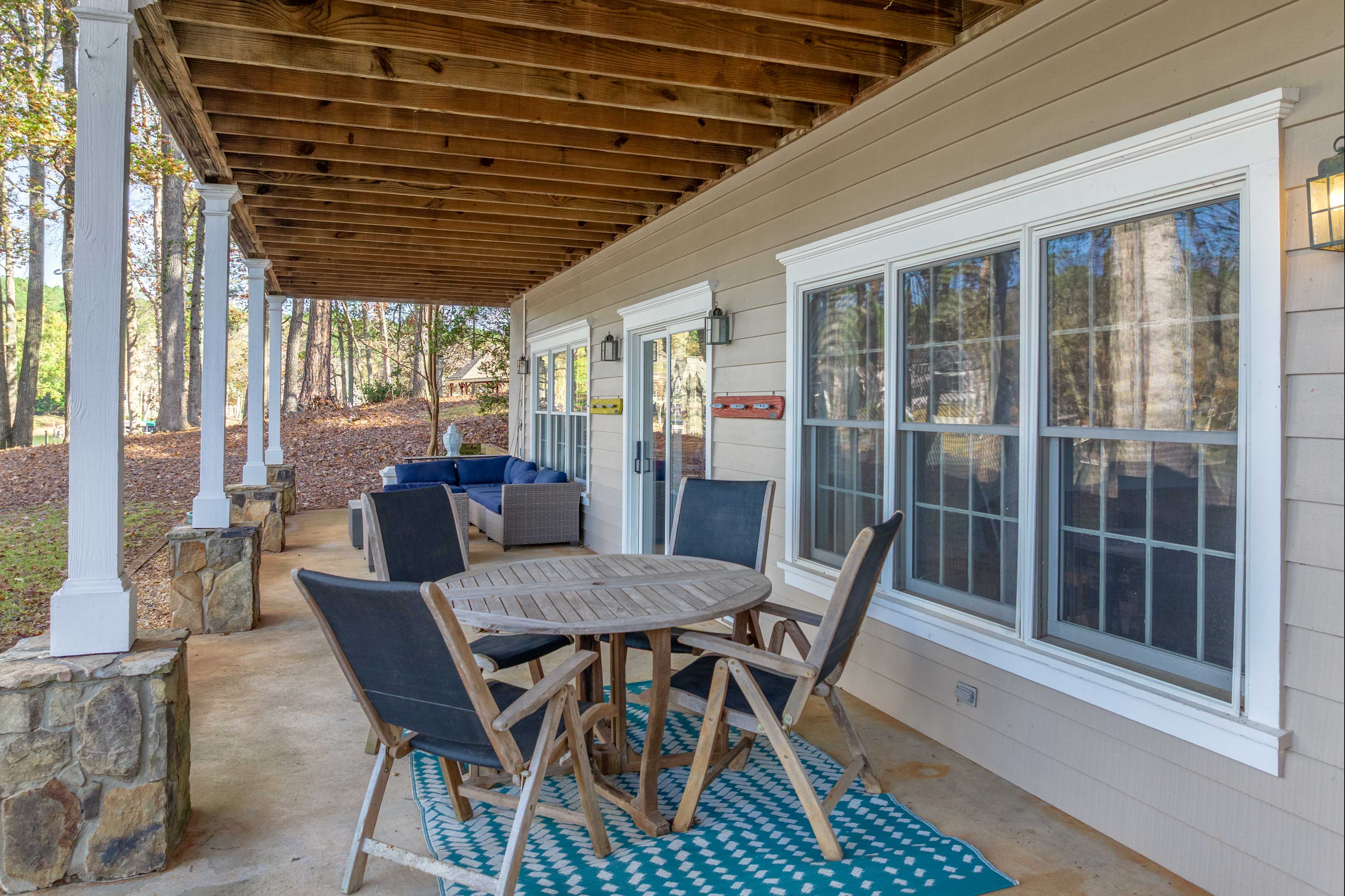 1571 Snug Harbor Drive image 28